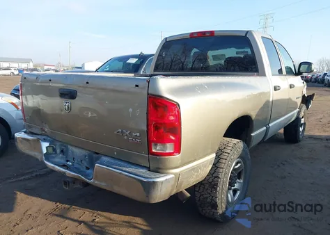 2004 Dodge Ram 2500 Slt/Laramie z USA, uszkodzony, nr VIN 3D7KU28D84G138313